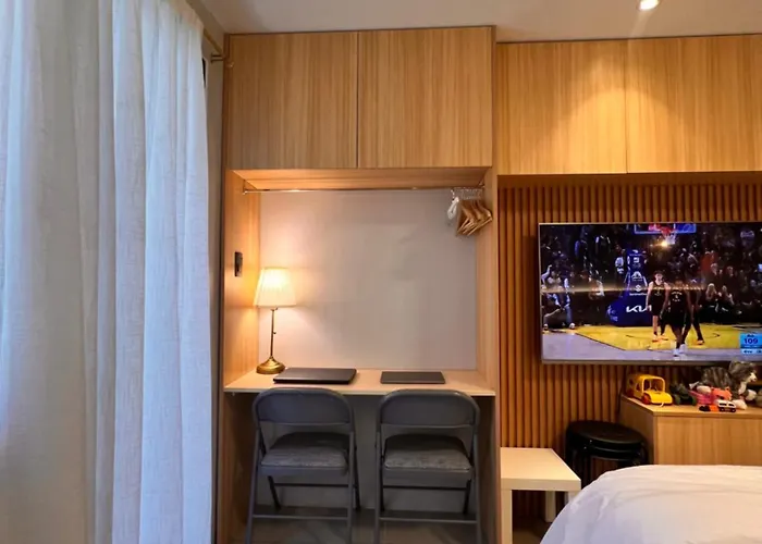 Living At Shore With Parking Apartment *