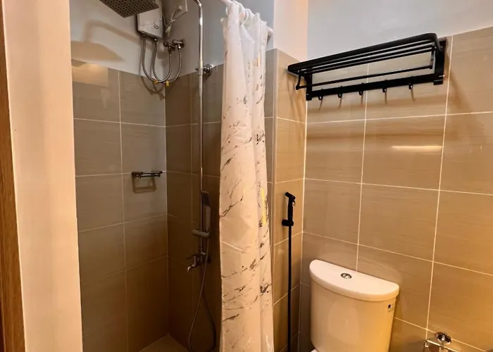 Living At Shore With Parking Manila